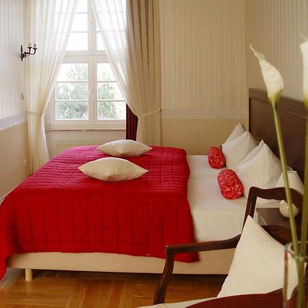Hotel Altes Hafenhaus Rostock Chambre photo