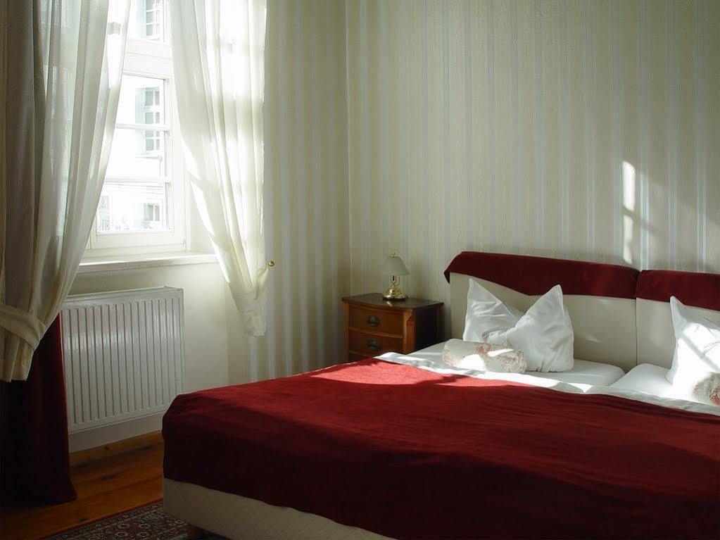 Hotel Altes Hafenhaus Rostock Extérieur photo