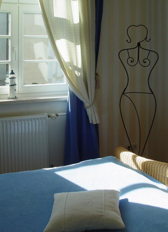 Hotel Altes Hafenhaus Rostock Chambre photo