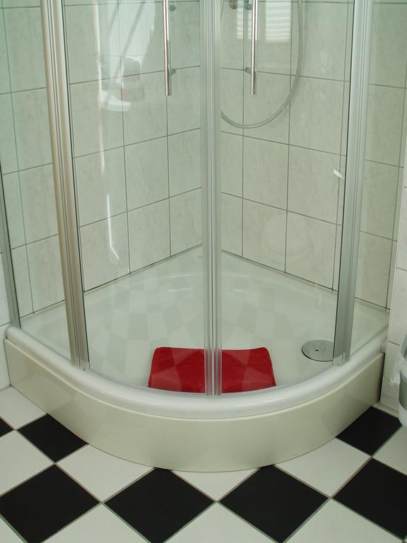 Hotel Altes Hafenhaus Rostock Chambre photo